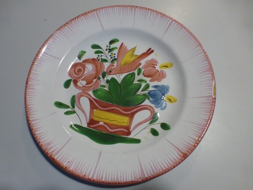 Très ancienne assiette - , en